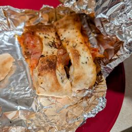 Chicken, Bacon, Pepperoni stromboli (leftovers) Chicken, Bacon, Pepperoni stromboli (leftovers)