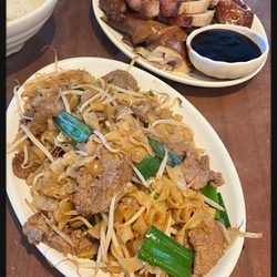 Hung Kee - Beef with rice sticks & mixed meat platter