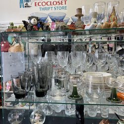 The EcoCloset - Glassware