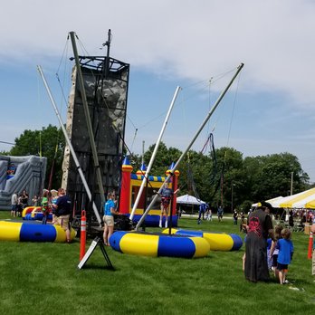 Fun Time Bounces - Bounce House Rentals Near Me - Jefferson, Wisconsin Fun Time Bounces - Bounce House Rentals Near Me - Jefferson, Wisconsin
