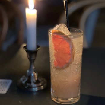 Melrose On Adelaide - Greyhound Spritz! - Cocktail Bars Near Me - Toronto, Ontario