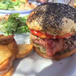 So'Watt - Petit zoom sur le contenu du burger.