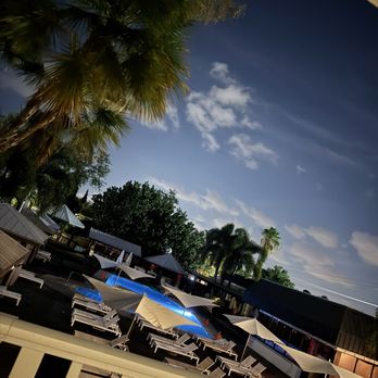 Casey Key Resort - Hotels Near Me - Osprey, Florida Casey Key Resort - Hotels Near Me - Osprey, Florida