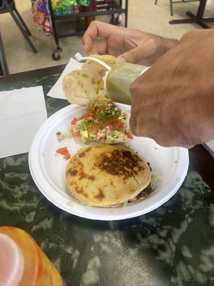 Taqueria Los Hornitos Mich Image