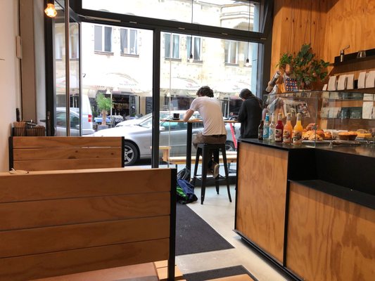 Refinery High End Coffee by null