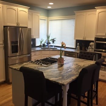 Eagle Granite Corp - a kitchen island in a home - Countertop Installation Near Me - Orlando, Florida