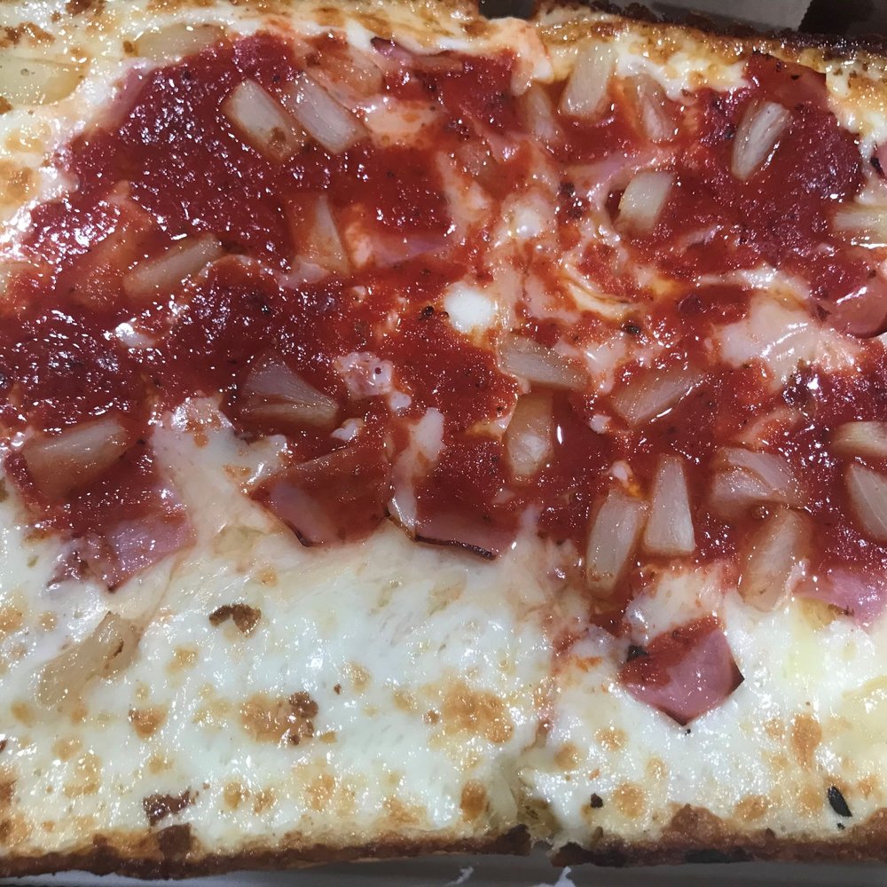 Fuji & Vi's - The Argument - Pizza Near Me - Pasadena, California
