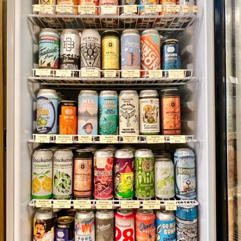 Pasadena Wine Shop - Expansive collection of local microbrew singles - Beer, Wine & Spirits Near Me - Pasadena, California