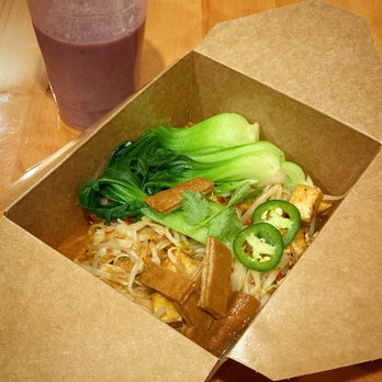 Freshroll - hand-tossed noodle bowl, berries and cream smoothie - Juice Bars & Smoothies Near Me - Mashpee, Massachusetts