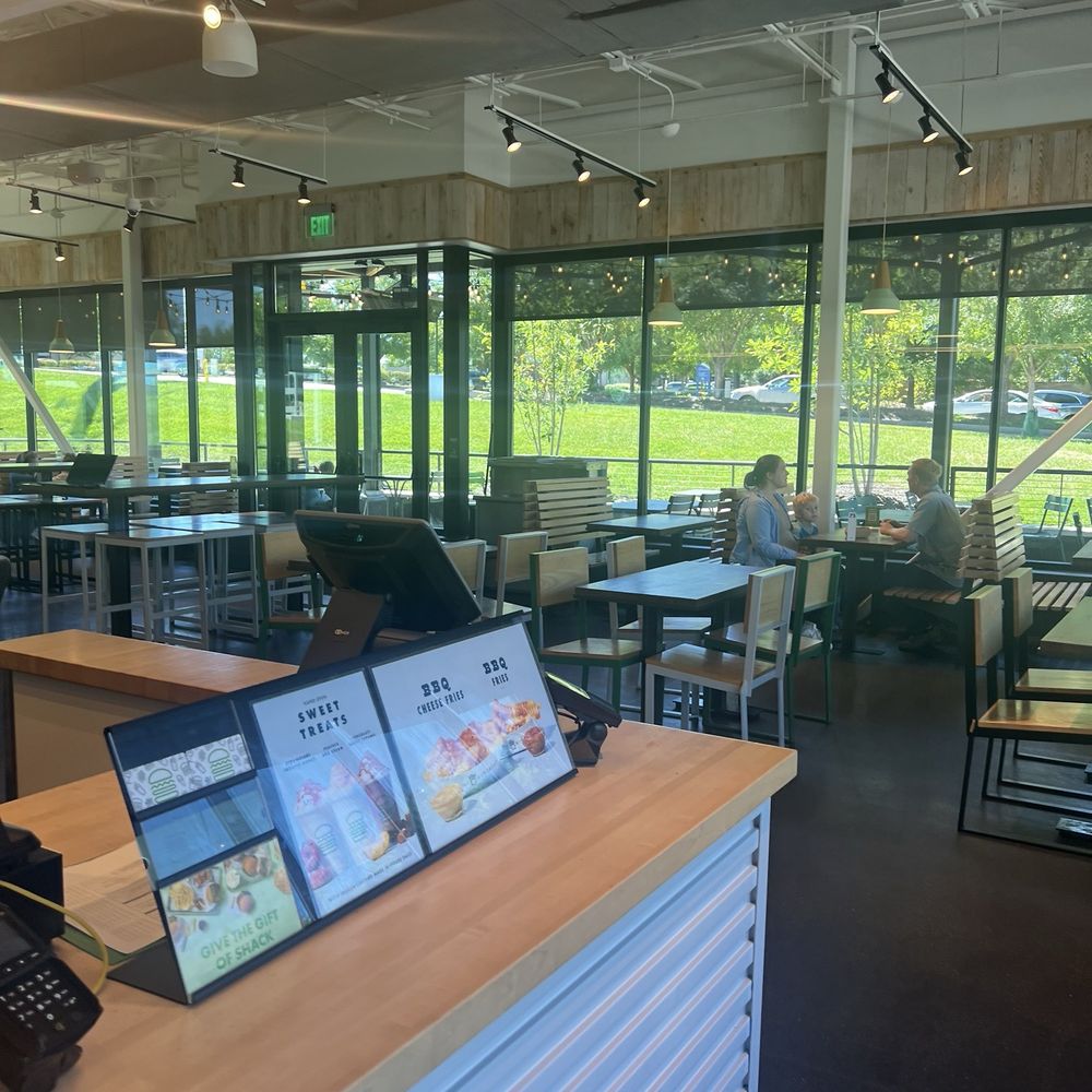 Shake Shack Franklin - Seating - Burgers Near Me - Franklin, Tennessee Shake Shack Franklin - Seating - Burgers Near Me - Franklin, Tennessee