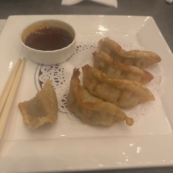 Xevichez Sushi Bar - Gyoza - Sushi Bars Near Me - Los Angeles, California Xevichez Sushi Bar - Gyoza - Sushi Bars Near Me - Los Angeles, California