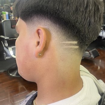 Louie's Barber Shop - Barbershop for men near me - Barbers Near Me - Hawthorne, California Louie's Barber Shop - Barbershop for men near me - Barbers Near Me - Hawthorne, California