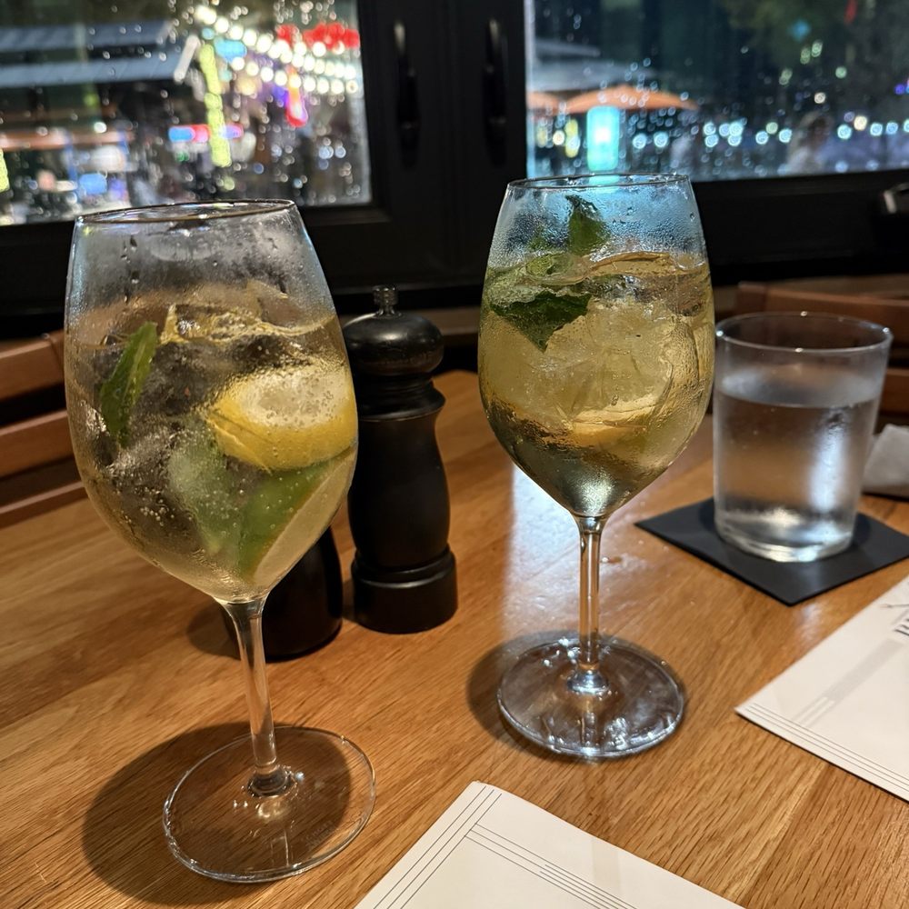 Bigfire - Hugo Spritz - American Near Me - Orlando, Florida