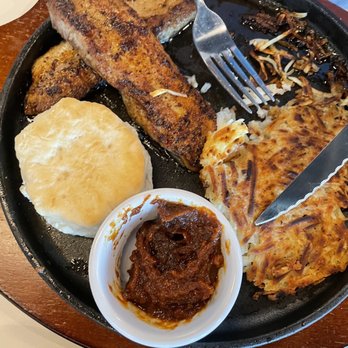 Talia's cafe - Gangnam Style with hash brown and biscuit - Breakfast & Brunch Near Me - Allen, Texas