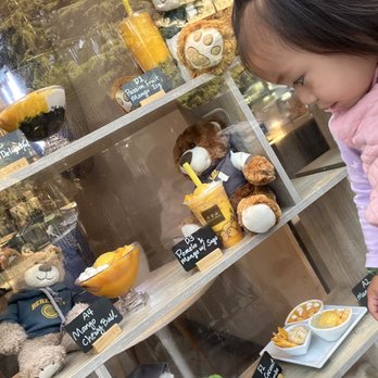 Hui Lau Shan - Outside display of the UCLA bears  with their menu dessert/drinks. - Desserts Near Me - Berkeley, California