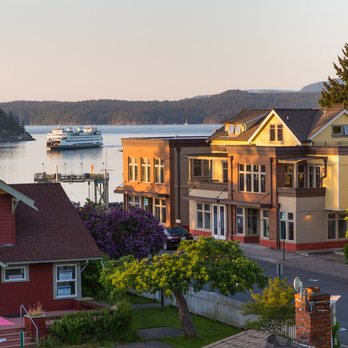 The Web Suites - Rooftop Deck with Harbor Views - Vacation Rental Agents Near Me - Friday Harbor, Washington The Web Suites - Rooftop Deck with Harbor Views - Vacation Rental Agents Near Me - Friday Harbor, Washington