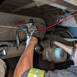 Gravity Fleet Truck & Trailer Service