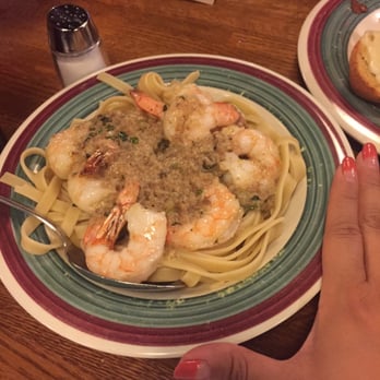 Giovanni's - Shrimp scampi - tasty but WAY too much garlic. Size is a bit small but with free soup and garlic bread it's perfect. - Pizza Near Me - Mammoth Lakes, California Giovanni's - Shrimp scampi - tasty but WAY too much garlic. Size is a bit small but with free soup and garlic bread it's perfect. - Pizza Near Me - Mammoth Lakes, California