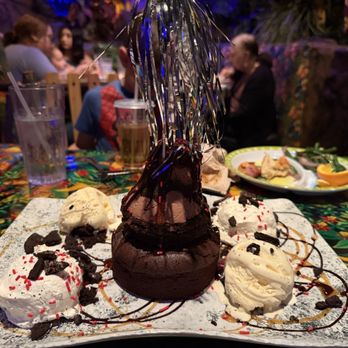 Rainforest Cafe - Desert - American Near Me - San Antonio, Texas