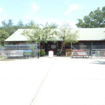 Fetters Feed - Pet Stores Near Me - Debary, Florida Fetters Feed - Pet Stores Near Me - Debary, Florida
