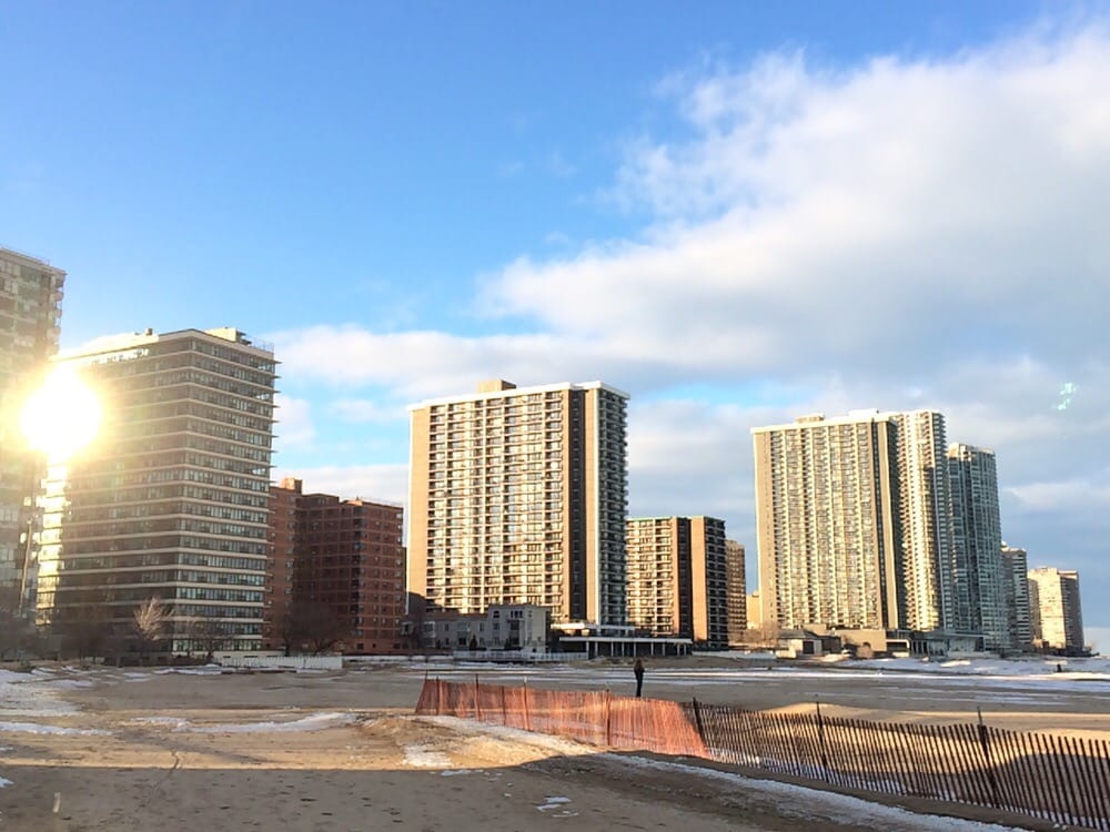 THORNDALE AVENUE BEACH Updated August 2024 28 Photos Thorndale