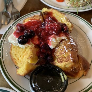 sam a.m - Classic Vanilla Challah French Toast - Cafes Near Me - Jersey City, New Jersey sam a.m - Classic Vanilla Challah French Toast - Cafes Near Me - Jersey City, New Jersey