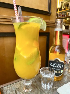 Café George V by null