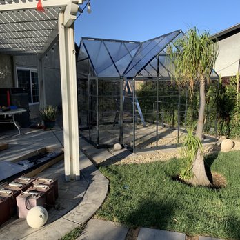 Green Crest - Side yard with greenhouse - Landscaping Near Me - Canoga Park , California Green Crest - Side yard with greenhouse - Landscaping Near Me - Canoga Park , California