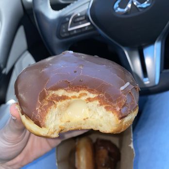 Dad's Donuts & Bakery - Boston Creme - Donuts Near Me - Burbank, California Dad's Donuts & Bakery - Boston Creme - Donuts Near Me - Burbank, California