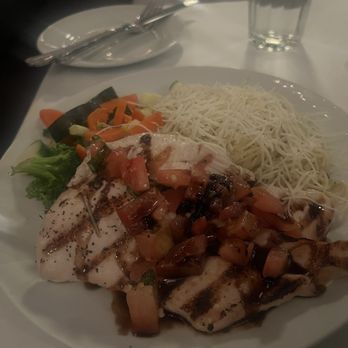 MA'S Italian Kitchen - BRUSCHETTA CHICKEN - Italian Near Me - Burbank, California