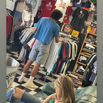 jnjs Vintage - Used, Vintage & Consignment Near Me - North Richland Hills, Texas jnjs Vintage - Used, Vintage & Consignment Near Me - North Richland Hills, Texas