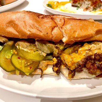 Full Goods Diner - Diners Near Me - San Antonio, Texas