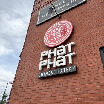 Phat Phat - Outside of the restaurant - Noodles Near Me - Schaumburg, Illinois