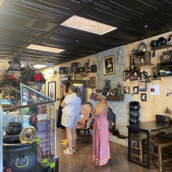Wicked Bread Co - Interior decor - American Near Me - Plantation , Florida