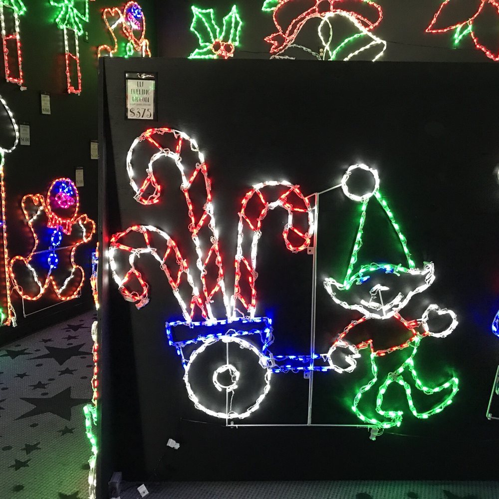Christmas Done Bright - Christmas Trees Near Me - Sevierville, Tennessee Christmas Done Bright - Christmas Trees Near Me - Sevierville, Tennessee