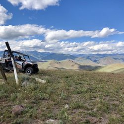 Ryan's Mountain Rentals - Let Ryan take you into the beautiful country outside of Bellevue, Idaho. Great views, great equipment, and great guide!