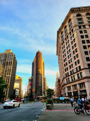 Flatiron Building by null