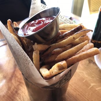 Amelie - Wine Bars Near Me - Washington, DC, District of Columbia