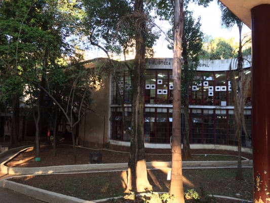 Biblioteca Monteiro Lobato by null