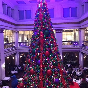 Macy's - Christmas Tree - Department Stores Near Me - Chicago, Illinois