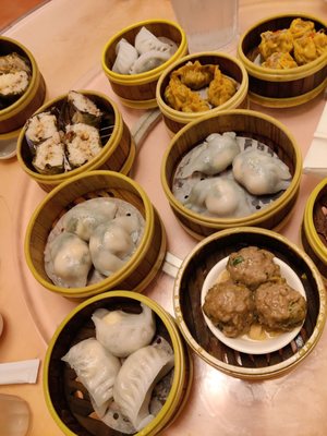 Nice Day Chinese Seafood Restaurant by null