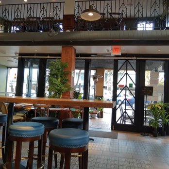 Avenida Restaurant - Filipino Near Me - San Mateo, California