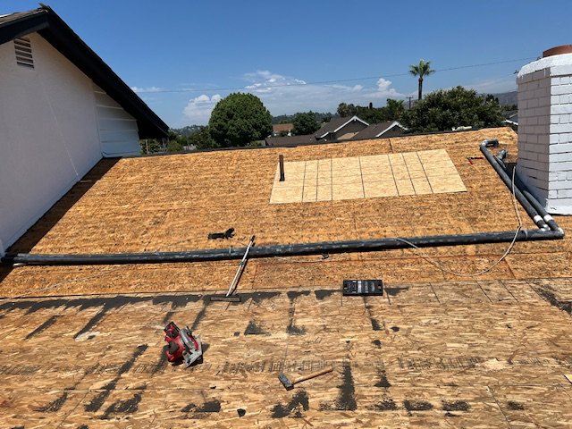 Slide of MMM Roofing