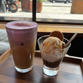 Starbucks Reserve Roastery - Coffee Roasteries Near Me - New York, New York
