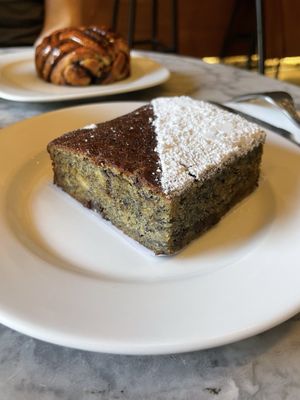 Qūentin Café by null