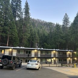 Exterior photo of Sierra Inn - Kyburz, California Exterior photo of Sierra Inn - Kyburz, California