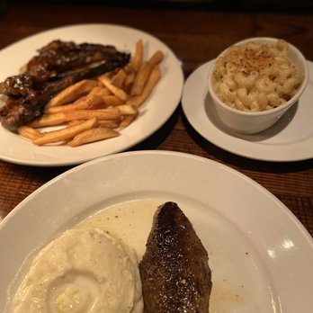 LongHorn Steakhouse - 6oz Sirloin, Mashed Potatoes, Lamb Chops, Steakhouse Mac & Cheese, Seasoned French Fries - Steakhouses Near Me - Manchester, Connecticut