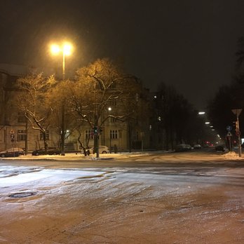 Beethovenplatz - im winter - Public Plazas Near Me - Munich, BY Beethovenplatz - im winter - Public Plazas Near Me - Munich, BY