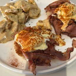 Eggs Benedict Eggs Benedict