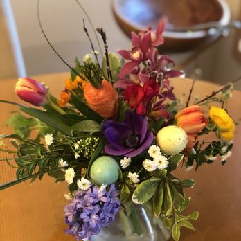 Marlow Floralworks - Make at home Easter project! - Florists Near Me - Calgary, Alberta Marlow Floralworks - Make at home Easter project! - Florists Near Me - Calgary, Alberta